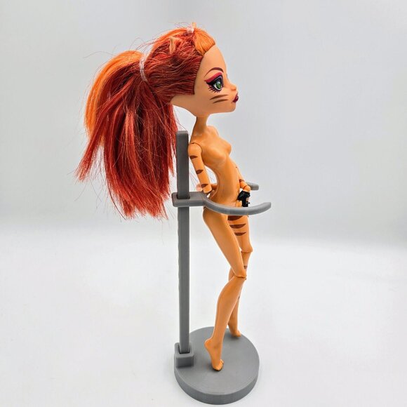 Monster High Toralei Stripe Power Ghouls Doll Mattel 2011 Read - Picture 9 of 16